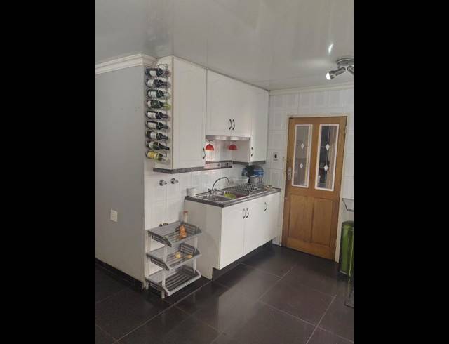 3 BEDROOM HOUSE FOR SALE IN NATURENA